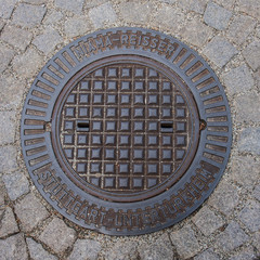 Straßendeckel