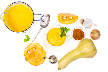 Preparation and mixing of pumpkin puree