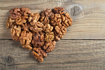Walnuts kernels on table