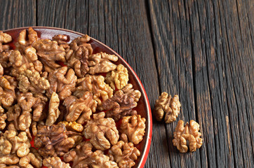 Walnuts kernels in plate