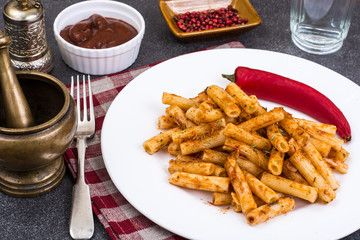 Pasta with spicy sauce