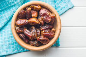 Sweet dates without stones.