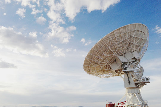 Very Large Array Radio Antenna