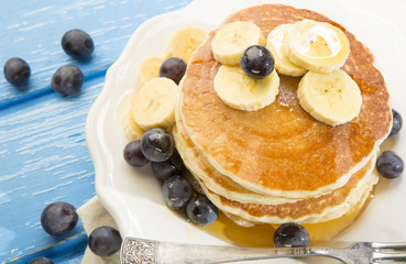 Pancakes with blueberries and banana