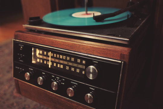 Pull-Out Record Console