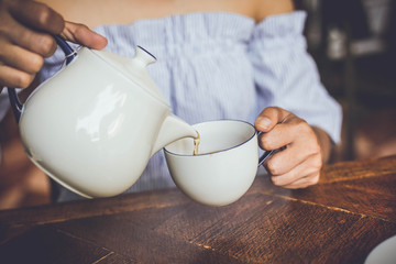  cup of hot tea