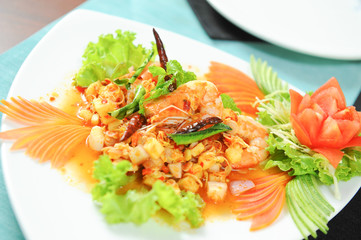 spicy salad with shrimp