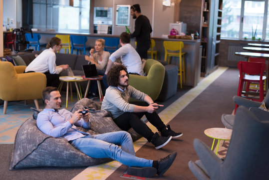 startup Office Workers Playing computer games