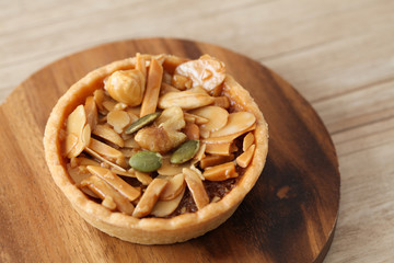 アーモンド ヘーゼルナッツ くるみ ピスタチオ ナッツのタルト ケーキ お菓子