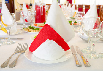 restaurant place setting