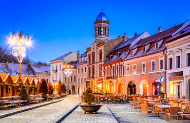 Obraz premium Christmas Market, Brasov, Transylvania, Romania