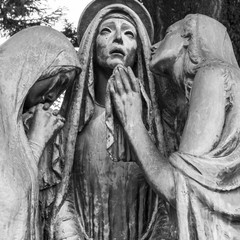 The Three Marys © KYNA STUDIO