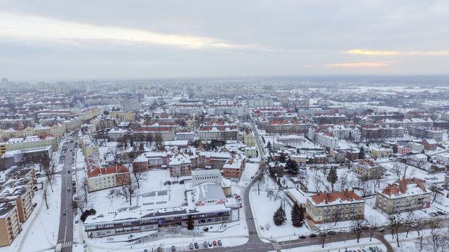 Tychy, panorama miasta z drona