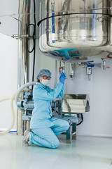 the operator checks the equipment for the production of sterile