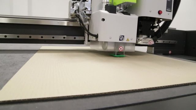 Robotic die cutting machine