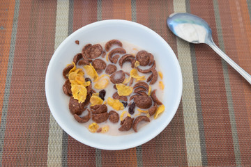 Corn flakes and chocolate corn