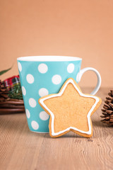 Christmas cookies with decoration /
Still life with decorated Christmas cookies on a wooden background
