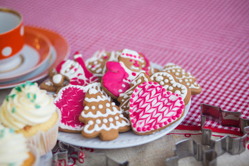 kitchen, Christmas table