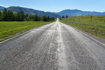 Fototapeta na wymiar View of Chuysky Trakt or Chuya Highway. Altai Republic, Russia