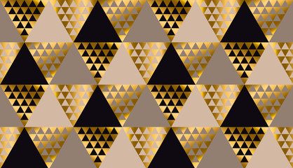 Luxe geometrie zwart, goud en beige naadloze vectorillustratie. Concept driehoek geometrisch patroon voor kaart, uitnodiging, koptekst print en webdesign, inpakpapier, stof..