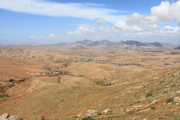 Fototapeta na wymiar Panorama from Morro Velosa Pointview in Fuerteventura, Spain