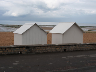 Cabanes de plage,  Lion sur Mer, Normandie