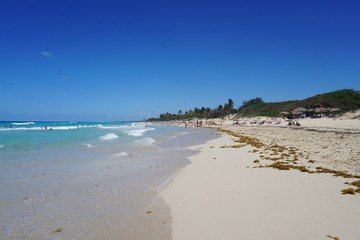 Fototapeta na wymiar Strand in Playa Santa Maria, Playa del Este, Havanna auf Kuba | Karibik