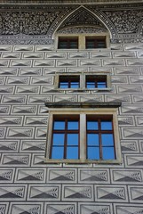 Ozdobna elewacja kamienicy © emar