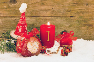 Weihnachten in klassisch rot-1 Advent