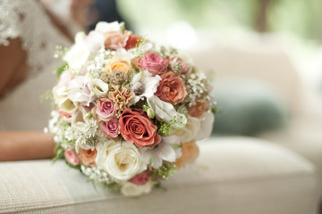 Brautstrauß aus Rosen