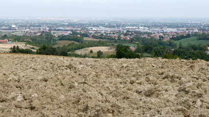 Terra e campi coltivati in Emilia Romagna