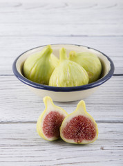 fig on wooden background