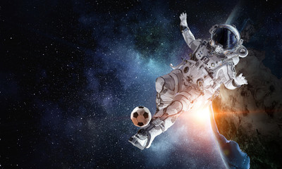 Astronaut play soccer game