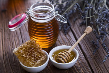 Honey, honeycombs