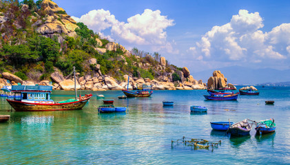 Fototapeta na wymiar Beautiful beach in Vietnam
