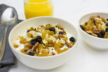 bol de fruits et fromage blanc
