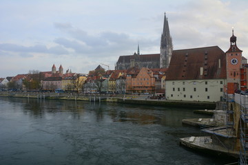 Blick zur Regensburger Altstadt