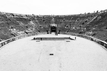 Arena di Verona, cavea