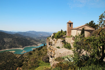 Fototapeta na wymiar Panoramic view of Siurana village, Spain 