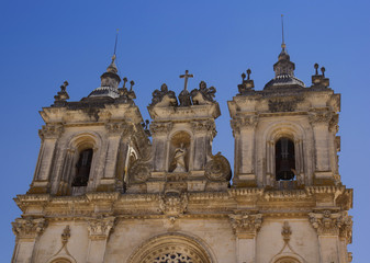 Fototapeta na wymiar Elements of the architecture of the monastery of Santa Maria de Alcobás. Portugal.