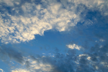Fototapeta na wymiar Blue sky cloud