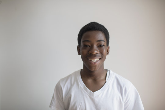 Portrait of smiling teenage boy 