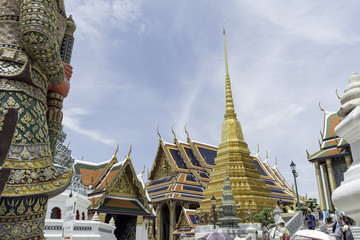 Fototapeta premium タイの王宮寺院 