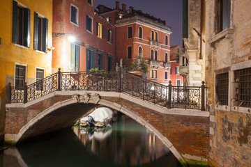 Obraz na płótnie Canvas Kanal in Venedig, Italien 