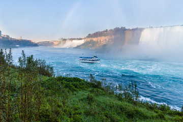Niagara Falls Landscape with Cruiser 