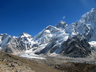Obraz premium summit of the Himalayas Mount Everest