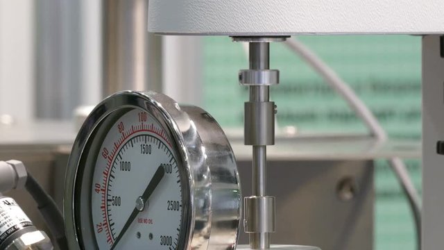 Manometer and rotating tube