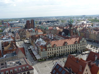 Fototapeta na wymiar Wroclaw skyline with beautiful colorful historical houses of the Old Town, aerial view from the viewing terrace