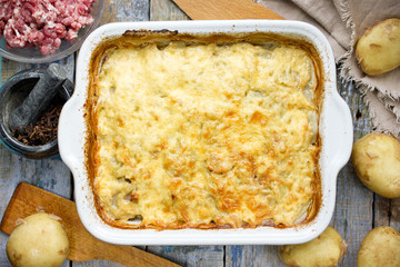 Beef casserole with sliced potato