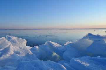Eisschollen in der Abendsonne, Thiessow, Rügen